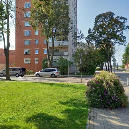Center Two Bedroom Διαμέρισμα Νταουγκαβπίλς